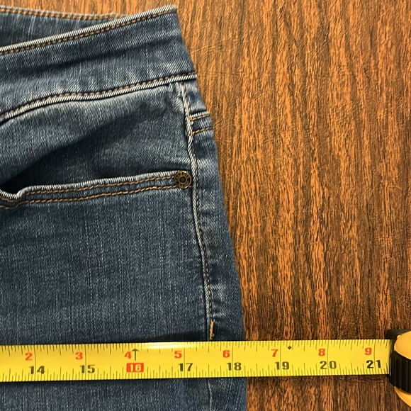TALBOTS Sz 10 Simply Flattering Jeans - Picture 7 of 8